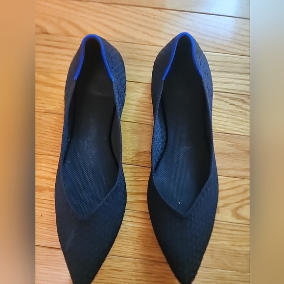 Rothys Pointy Toes Flat Shoes - Picture 3 of 10